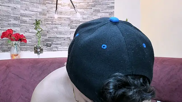 DamiBright online show from February 2025 01:25:02 AM