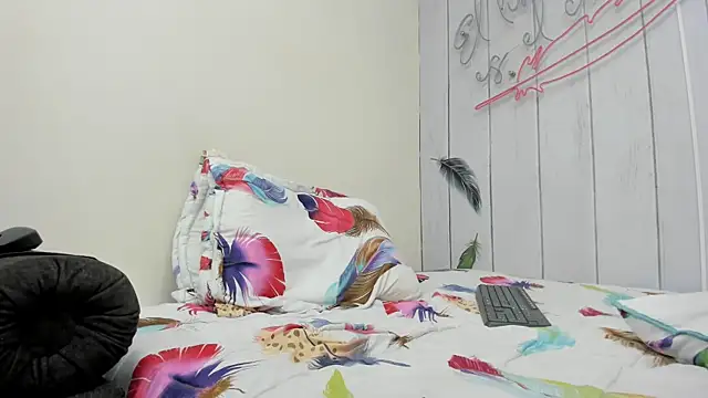 DamiBright online show from September 2025 07:46:02 PM