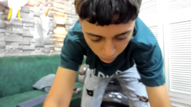 DamiBright online show from October 2025 05:56:02 PM