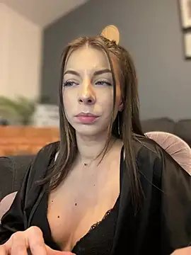 Mia Ethan online show from January 2025 02:30:02 PM