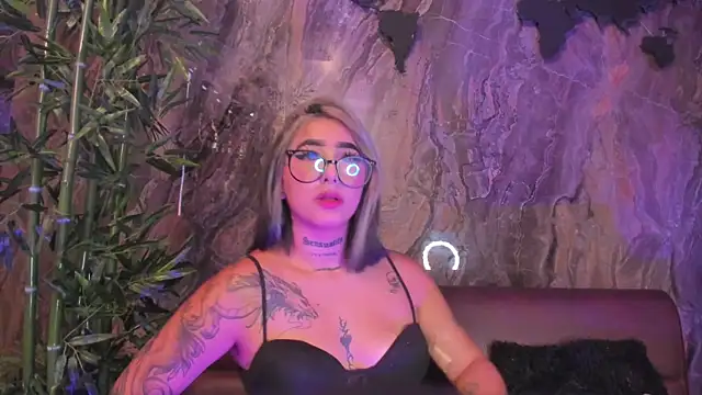 Alahia Dangelo online show from October 2025 05:36:02 PM