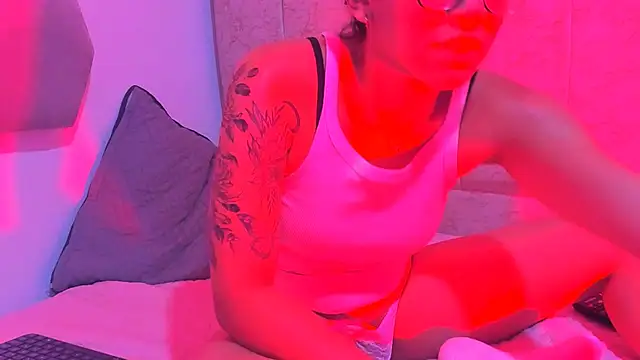  maria foxx  online show from January 2025 01:39:01 PM