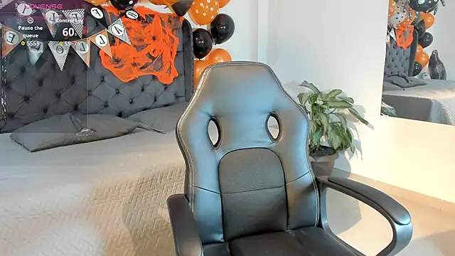  maria foxx  online show from October 2025 07:12:02 PM