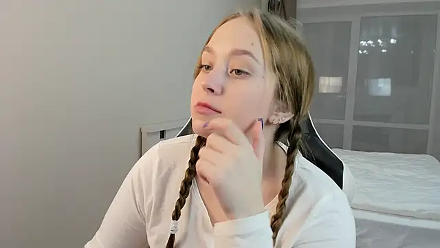 endlesssoffi online show from December 2024 01:03:02 AM