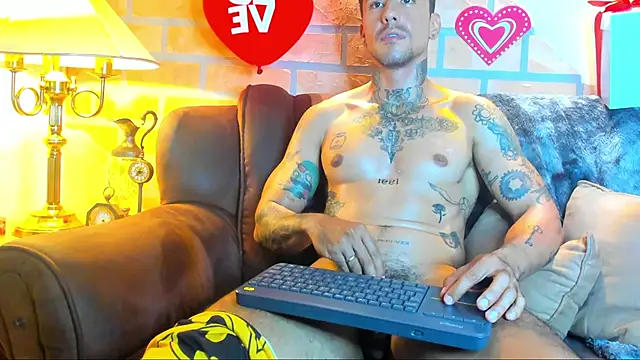 Dylanstonne online show from February 2025 12:04:01 AM