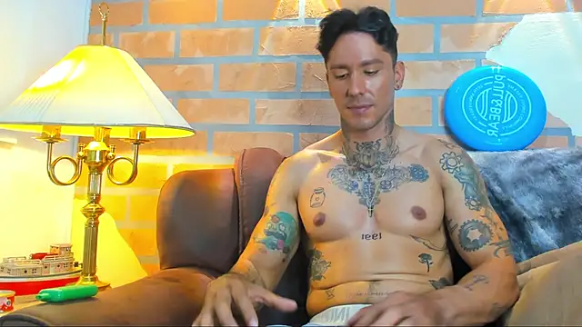 Dylanstonne online show from February 2025 10:25:01 PM