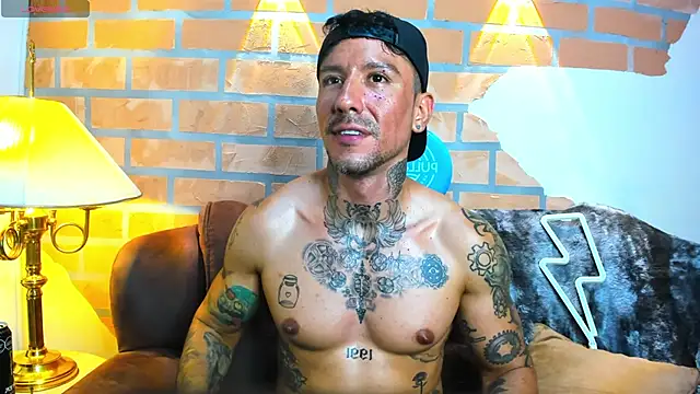 Dylanstonne online show from March 2025 02:49:02 AM