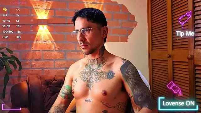 Dylanstonne online show from October 2025 08:44:02 PM