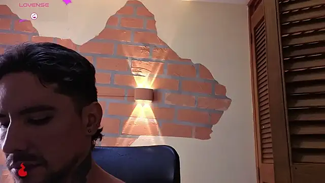 Dylanstonne online show from December 2025 08:37:02 PM