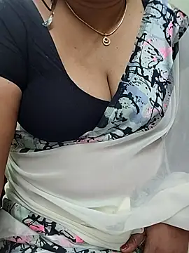 Snapshot of Sexy-Telugunayana2 chatting on July 2026 06:17:02 PM Sexy-Telugunayana2 online show from July 2026 06:17:02 PM