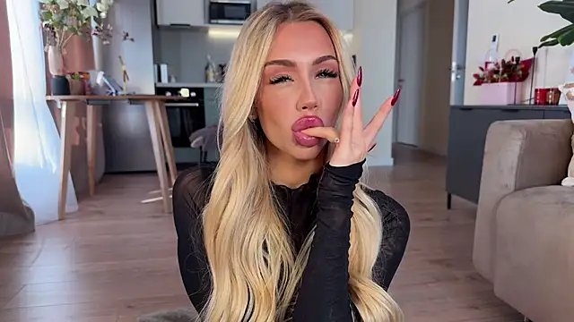 creambaby1 online show from April 2026 06:51:02 AM