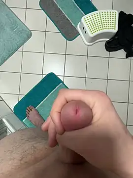 kareem0010 online show from February 2025 07:21:01 PM