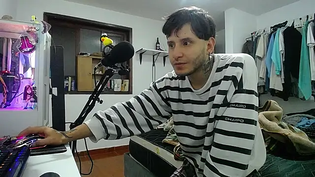 esjrobles online show from January 2025 04:11:02 AM