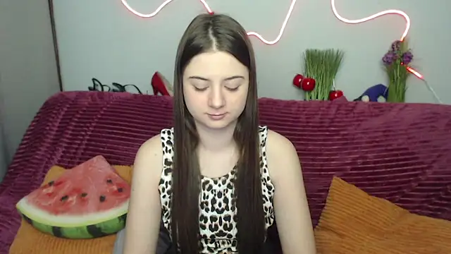 Snapshot of MilanaRoza chatting on March 2026 06:15:01 AM MilanaRoza online show from March 2026 06:15:01 AM