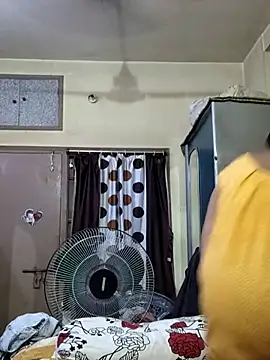 yoursweety09 online show from March 2025 02:11:02 PM