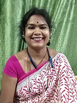 yoursweety09 online show from December 2025 12:18:01 AM