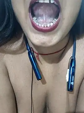 yoursweety09 online show from January 2026 08:19:02 AM