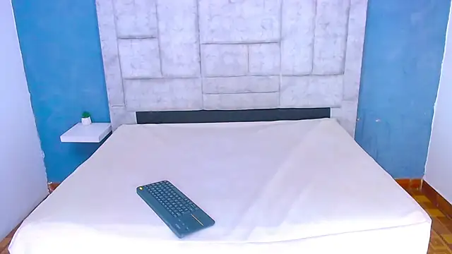 Snapshot of Eban_Dustan chatting on December 2024 01:36:02 AM Eban Dustan online show from December 2024 01:36:02 AM