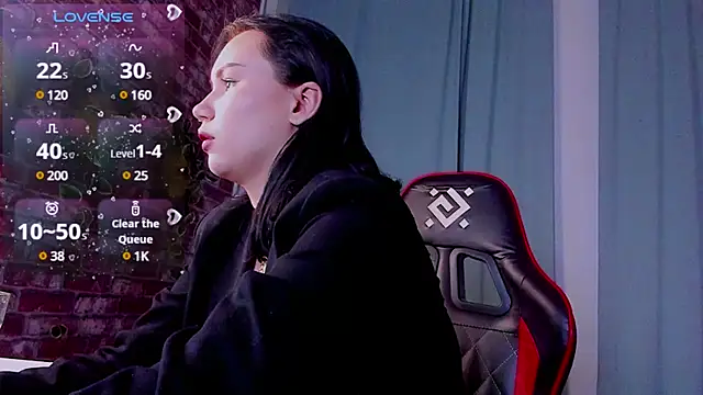 Snapshot of Alisia_Mars chatting on January 2025 01:40:01 PM Alisia Mars online show from January 2025 01:40:01 PM