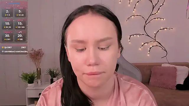 Snapshot of Alisia_Mars chatting on January 2025 09:46:01 AM Alisia Mars online show from January 2025 09:46:01 AM