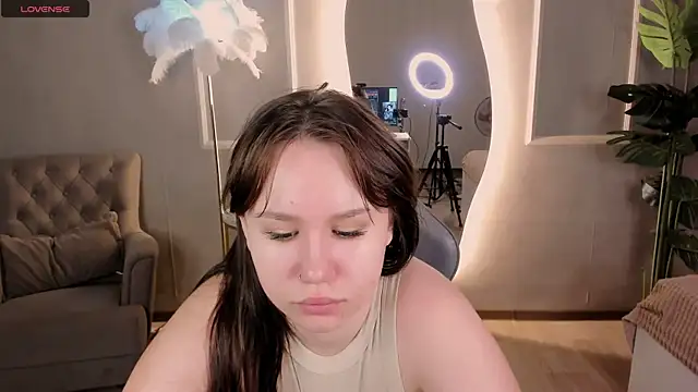 Snapshot of Alisia_Mars chatting on September 2025 06:13:02 AM Alisia Mars online show from September 2025 06:13:02 AM