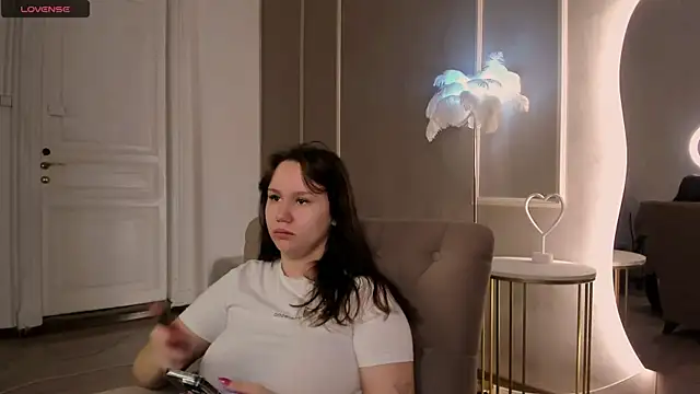 Snapshot of Alisia_Mars chatting on September 2025 05:34:01 AM Alisia Mars online show from September 2025 05:34:01 AM