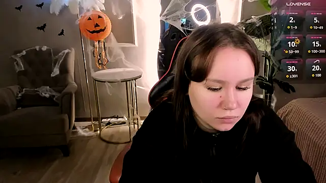 Snapshot of Alisia_Mars chatting on October 2025 05:32:02 AM Alisia Mars online show from October 2025 05:32:02 AM