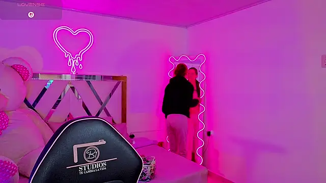 Laylafoxy tay online show from September 2025 03:08:02 AM