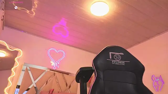 Laylafoxy tay online show from October 2025 03:07:02 AM