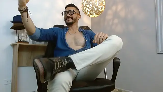 Reiko 85  online show from February 2025 07:27:02 PM