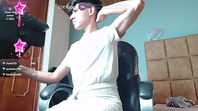 Dyla n18 online show from January 2025 02:52:02 PM