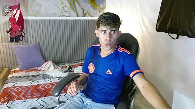 Dyla n18 online show from September 2025 10:00:01 PM