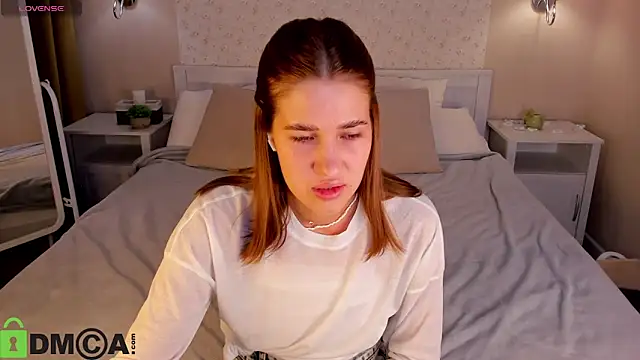 Jennifer Wadee online show from March 2026 11:10:02 PM