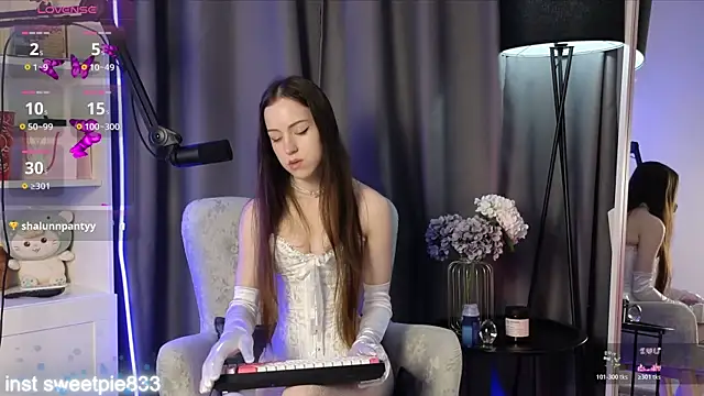 Snapshot of Anal_Girl_ chatting on April 2026 04:28:02 PM Anal Girl online show from April 2026 04:28:02 PM