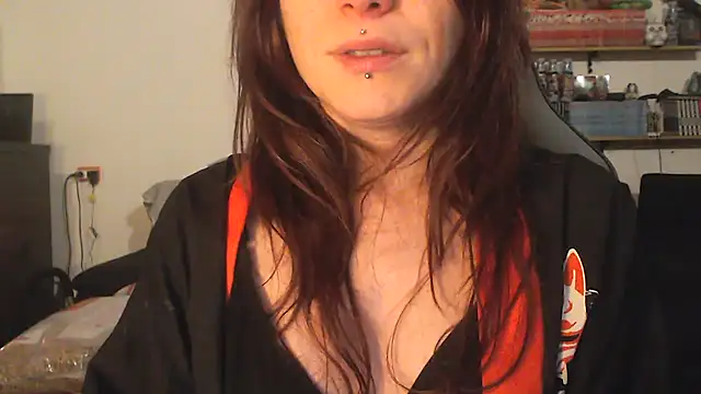 complicata mente online show from January 2025 11:10:01 PM