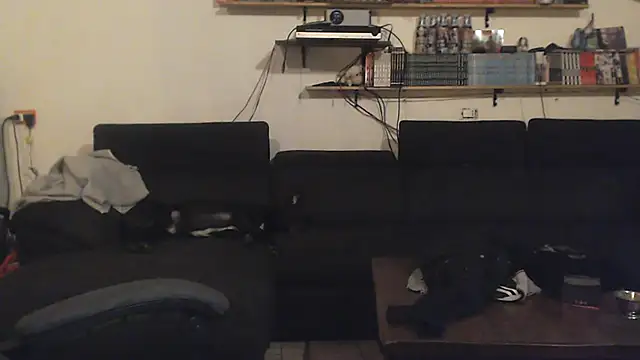 complicata mente online show from January 2025 12:33:01 AM