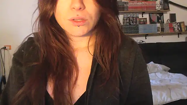 complicata mente online show from February 2025 09:53:01 AM