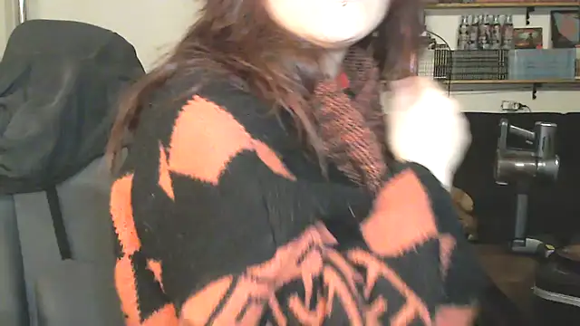 complicata mente online show from March 2025 06:45:02 PM