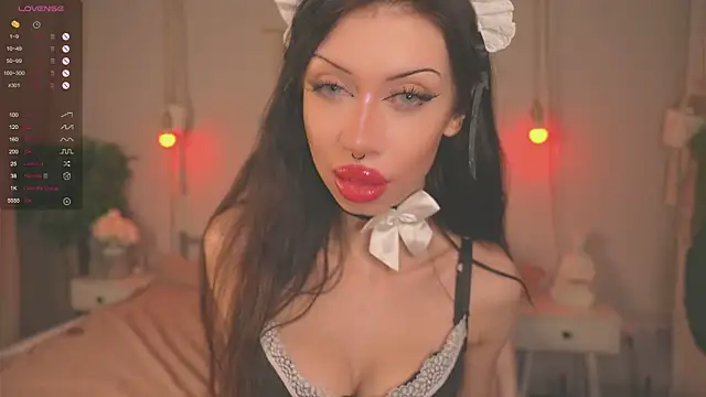 Snapshot of Devilsss_toy chatting on September 2025 03:59:02 PM Devilsss toy online show from September 2025 03:59:02 PM