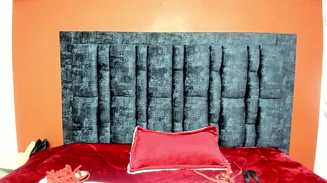 Snapshot of Aurora_Doll_ chatting on October 2025 12:24:02 PM Aurora Doll online show from October 2025 12:24:02 PM