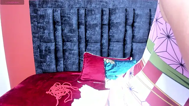 Snapshot of Aurora_Doll_ chatting on October 2025 12:40:02 PM Aurora Doll online show from October 2025 12:40:02 PM