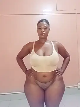 Luciouslips00 online show from April 2026 07:20:02 PM