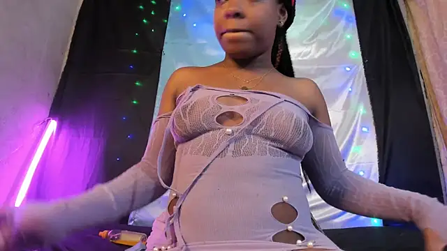 DeisyHarper online show from December 2024 04:56:02 AM