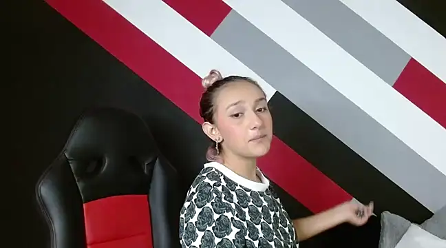 Alterego1   online show from January 2025 06:14:01 PM