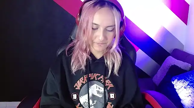 Alterego1   online show from January 2025 08:35:02 PM