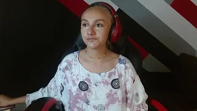 Alterego1   online show from February 2025 06:26:02 PM