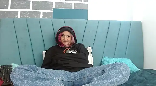 Alterego1   online show from March 2025 06:21:02 PM