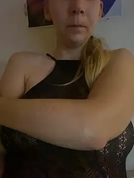 Mandispandis1 online show from October 2025 08:51:02 PM