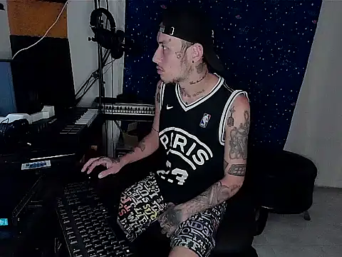 patrik tattoo  online show from December 2024 11:47:01 PM