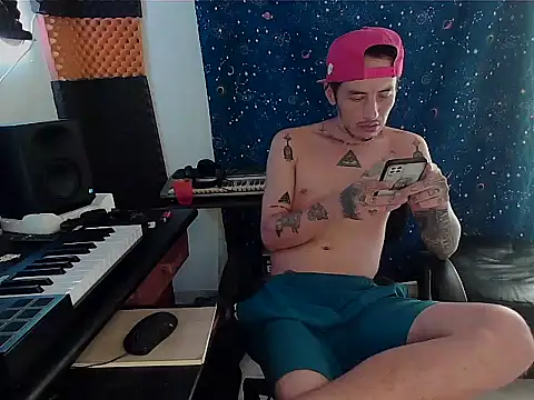 patrik tattoo  online show from February 2025 06:23:02 PM